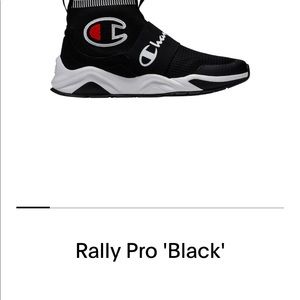 Size 13 men’s shoe